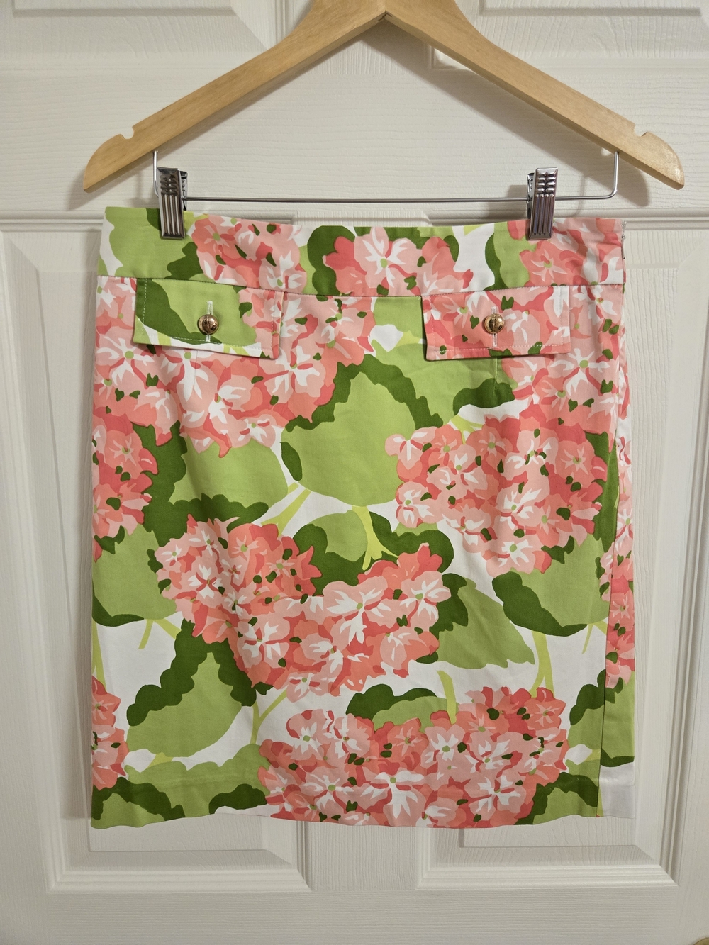 Elizabeth Mckay Floral Pink & Green Pencil Skirt with Gold Button Detail Size 6